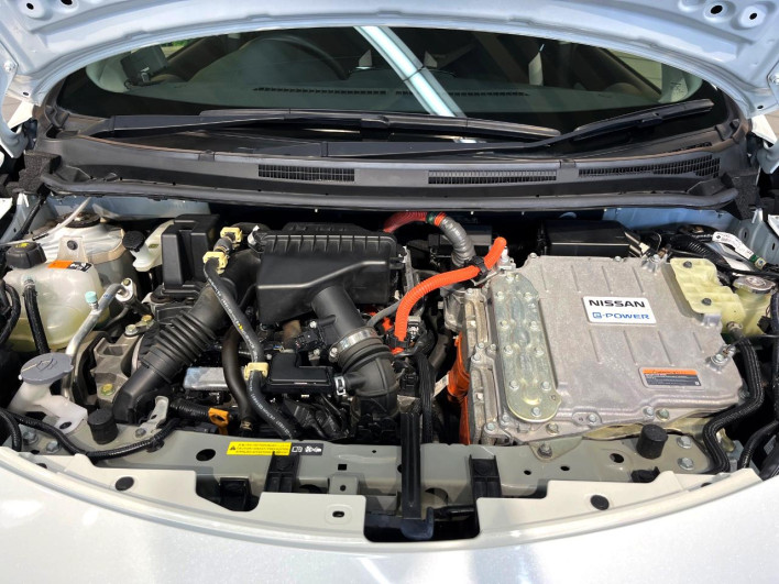 2018 Nissan Note DAA-HE12 (UW-69ef5832a95c6)[4]