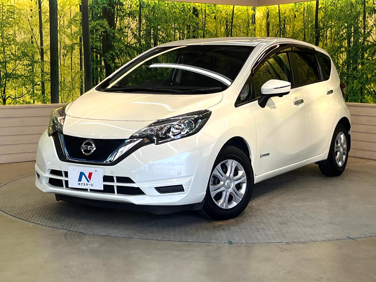 2018 Nissan Note DAA-HE12