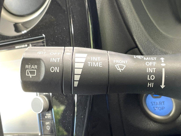 2019 Nissan Note DAA-HE12 (UW-69ef5832c97e7)[26]