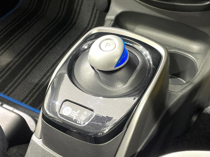 2019 Nissan Note DAA-HE12 (UW-69ef5832c97e7)[22]