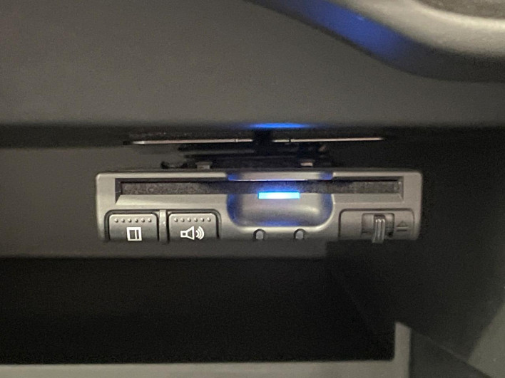 2019 Nissan Note DAA-HE12 (UW-69ef5832c97e7)[18]