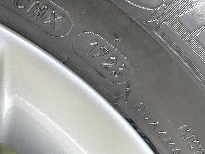 2019 Nissan Note DAA-HE12 (UW-69ef5832c97e7)[6]