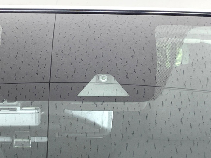 2019 Nissan Note DAA-HE12 (UW-69ef5832c97e7)[10]