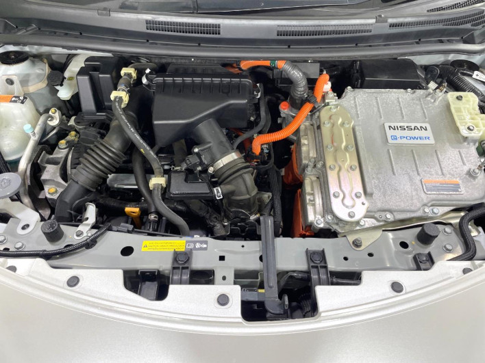 2019 Nissan Note DAA-HE12 (UW-69ef5832c97e7)[4]