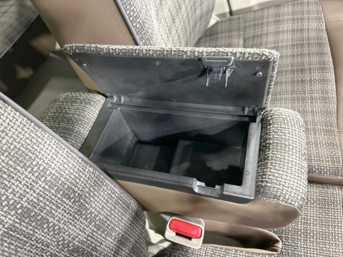 2022 Suzuki Alto Lapin LC 5BA-HE33S (UW-69ef5834bec8e)[26]