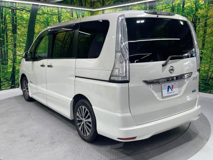 2015 Nissan Serena DAA-HFC26 (UW-69ef5834d2193)[15]