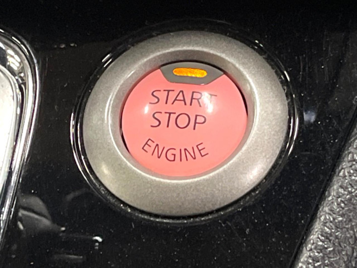 2015 Nissan Serena DAA-HFC26 (UW-69ef58356fa19)[29]