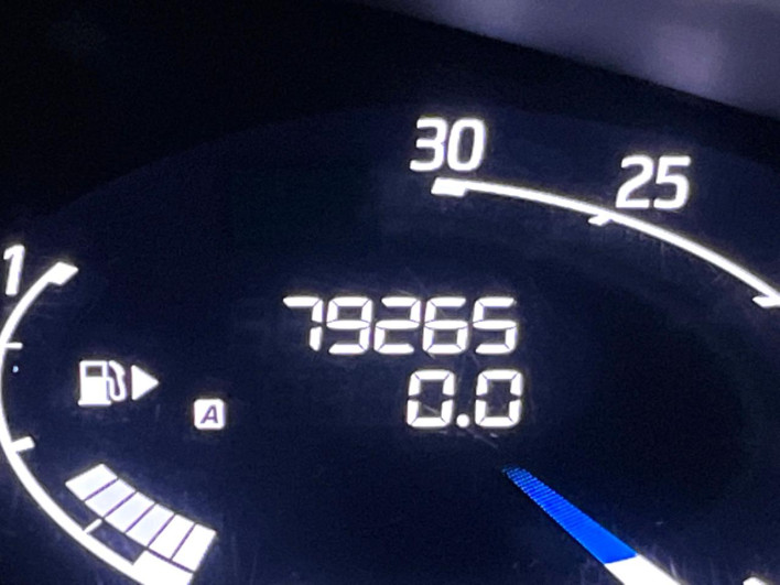 2015 Nissan Serena DAA-HFC26 (UW-69ef58356fa19)[2]