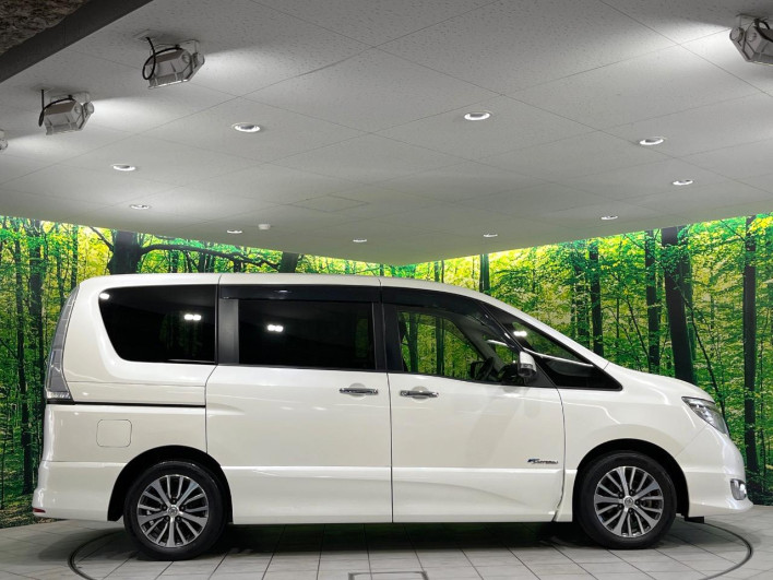 2015 Nissan Serena DAA-HFC26 (UW-69ef58360afaa)[19]