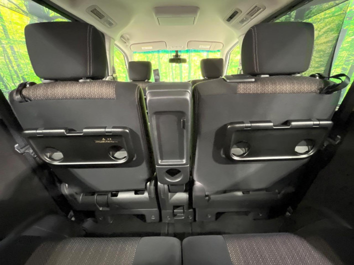 2015 Nissan Serena DAA-HFC26 (UW-69ef58360afaa)[14]