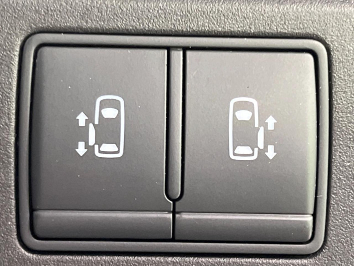 2021 Nissan Serena 6AA-HFC27 (UW-69ef58375f8bf)[22]