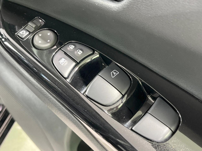 2021 Nissan Serena 6AA-HFC27 (UW-69ef58375f8bf)[18]