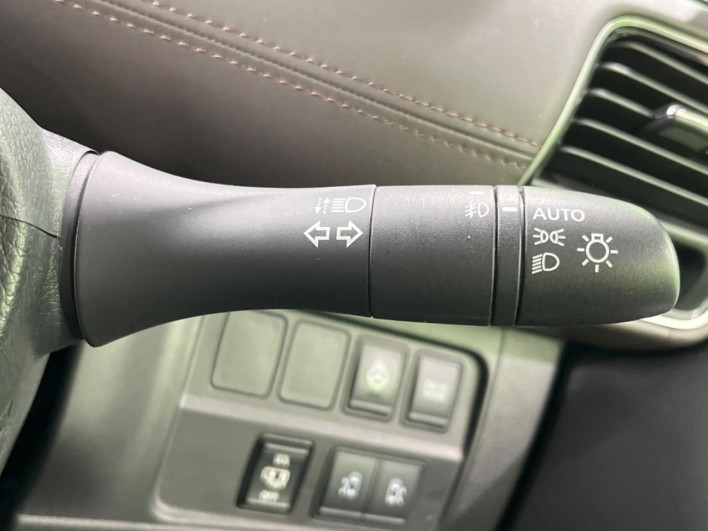 2021 Nissan Serena 6AA-HFC27 (UW-69ef58375f8bf)[28]