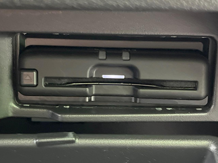 2021 Nissan Serena 6AA-HFC27 (UW-69ef58375f8bf)[24]