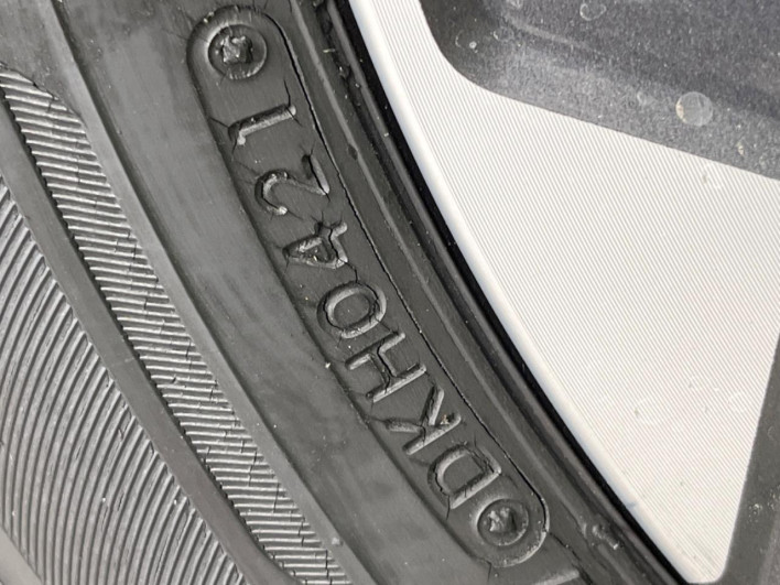 2021 Nissan Serena 6AA-HFC27 (UW-69ef58375f8bf)[16]