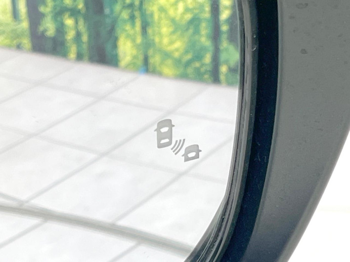 2021 Nissan Serena 6AA-HFC27 (UW-69ef5837b4844)[13]