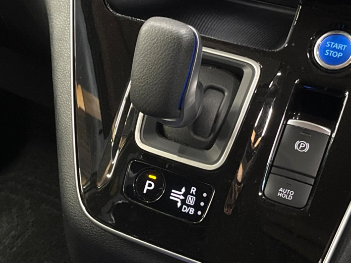 2021 Nissan Serena 6AA-HFC27 (UW-69ef5838777b2)[6]