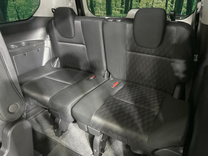 2022 Nissan Serena 6AA-HFC27 (UW-69ef5838d7948)[21]