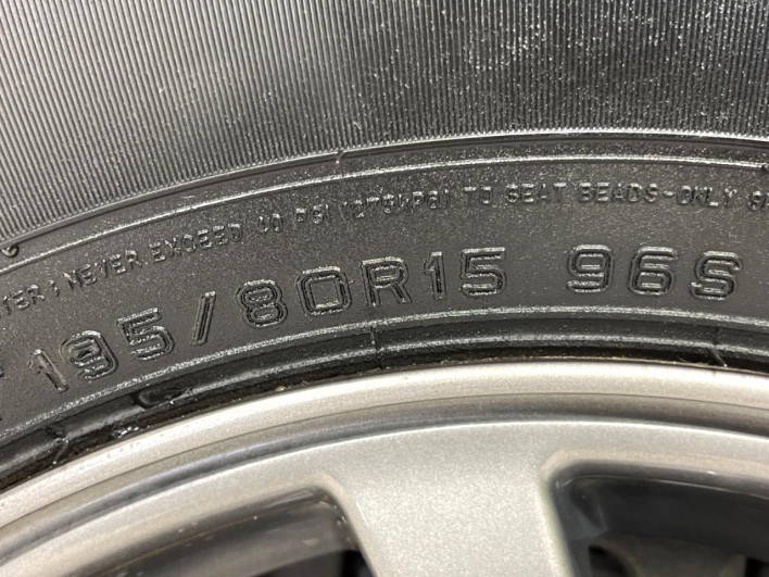 2024 Suzuki Jimny Sierra 3BA-JB74W (UW-69ef58408346b)[13]