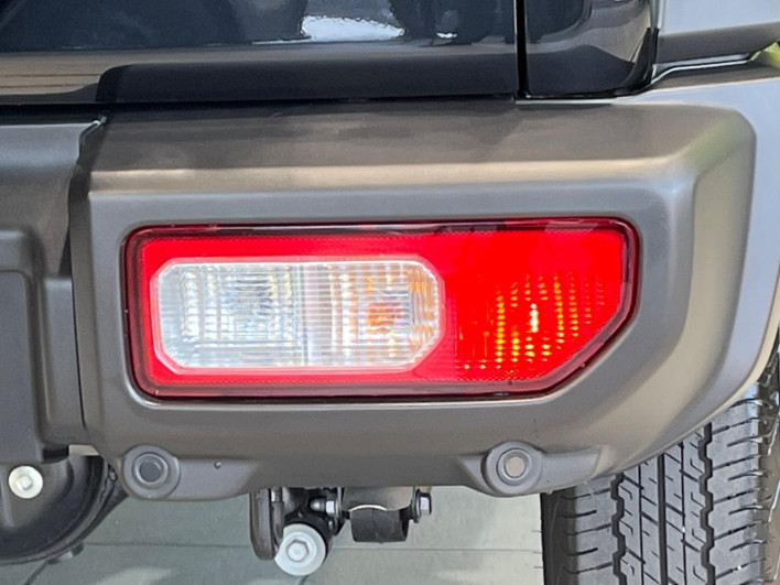 2025 Suzuki Jimny Sierra 3BA-JB74W (UW-69ef5842cc36b)[27]