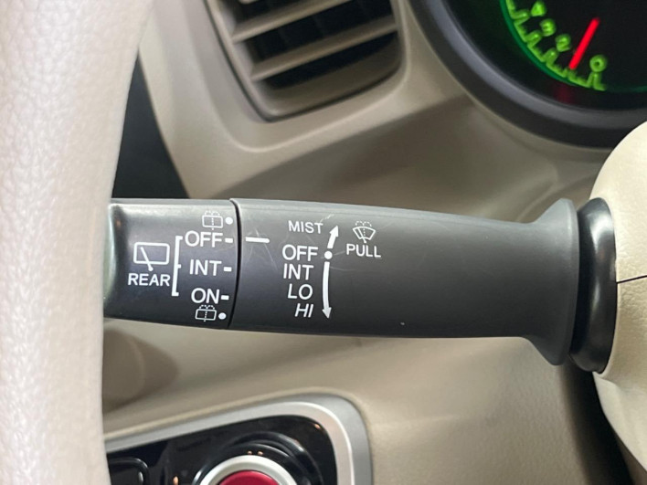 2013 Honda N-BOX DBA-JF1 (UW-69ef5843239f5)[28]