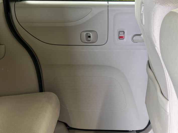 2013 Honda N-BOX DBA-JF1 (UW-69ef5843239f5)[17]