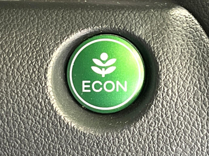 2017 Honda N-BOX DBA-JF1 (UW-69ef5844c3f0f)[26]