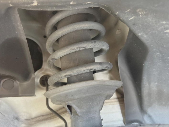 2016 Honda N-BOX CUSTOM DBA-JF1 (UW-69ef5844f3db3)[25]