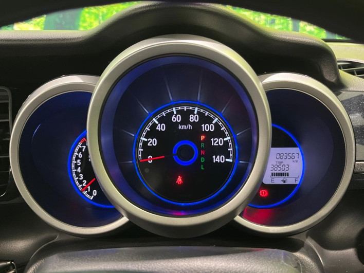 2017 Honda N-BOX CUSTOM DBA-JF2 (UW-69ef58457d2f2)[17]