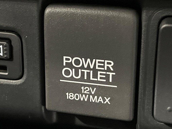 2017 Honda N-BOX CUSTOM DBA-JF2 (UW-69ef58457d2f2)[16]