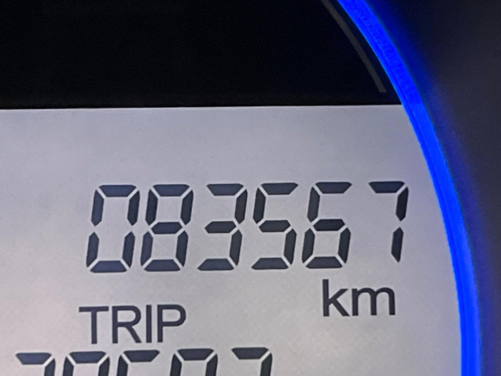 2017 Honda N-BOX CUSTOM DBA-JF2 (UW-69ef58457d2f2)[2]