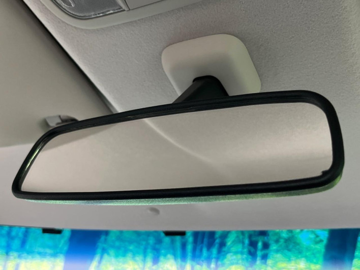 2017 Honda N-BOX CUSTOM DBA-JF2 (UW-69ef58457d2f2)[10]