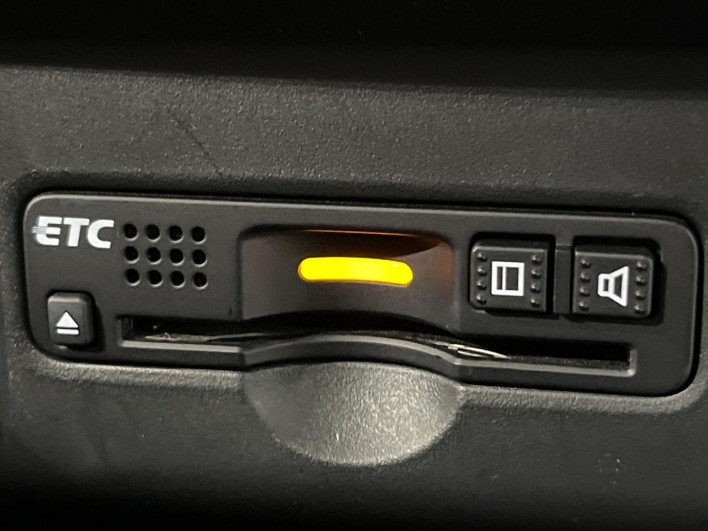 2017 Honda N-BOX CUSTOM DBA-JF2 (UW-69ef58457d2f2)[13]