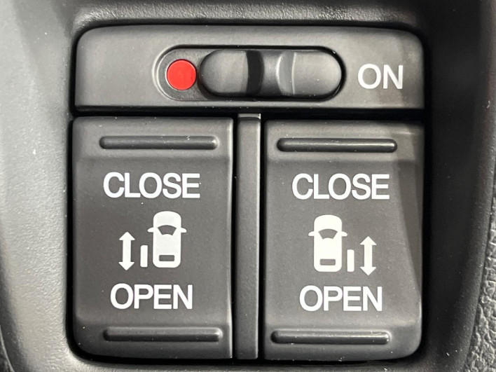 2017 Honda N-BOX DBA-JF2 (UW-69ef58467ec51)[15]