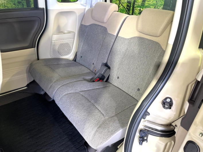 2017 Honda N-BOX DBA-JF3 (UW-69ef5846c1428)[16]