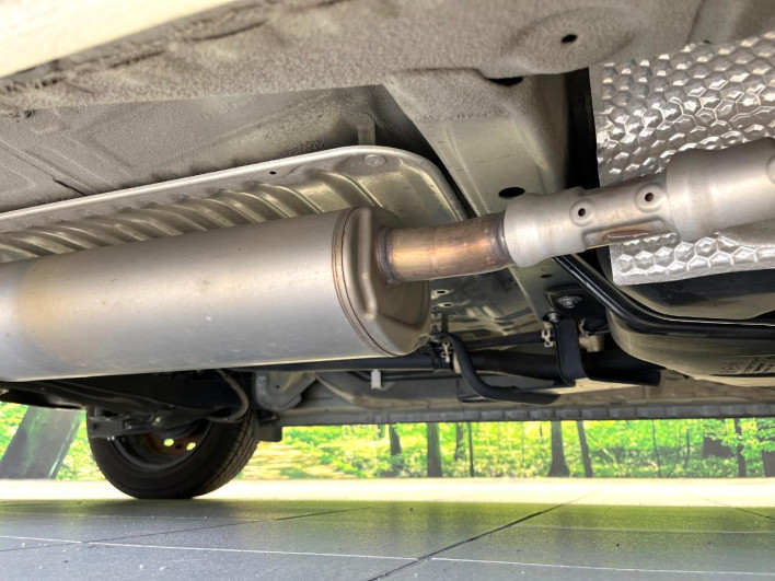 2017 Honda N-BOX DBA-JF3 (UW-69ef5846c1428)[25]