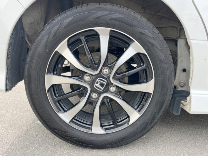 2018 Honda N-BOX CUSTOM DBA-JF3 (UW-69ef58470684e)[14]