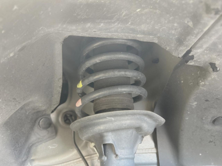 2019 Honda N-BOX CUSTOM DBA-JF3 (UW-69ef584764f3e)[28]