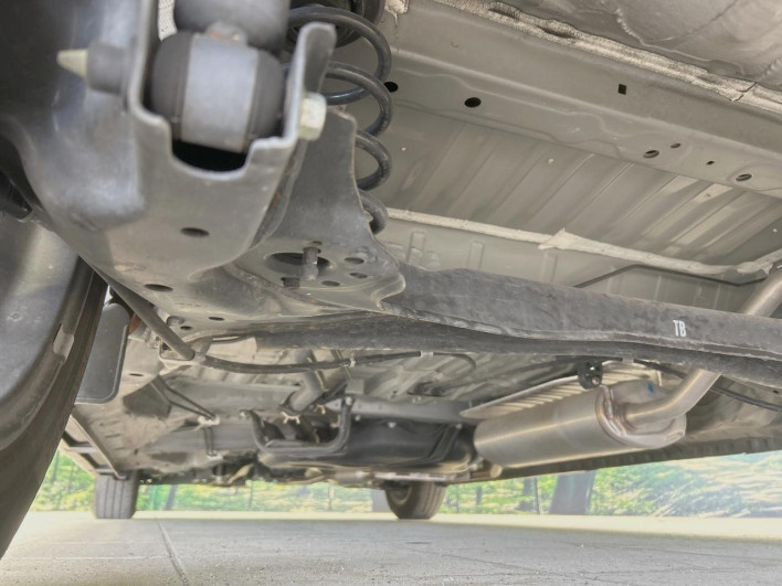 2019 Honda N-BOX CUSTOM DBA-JF3 (UW-69ef584764f3e)[11]