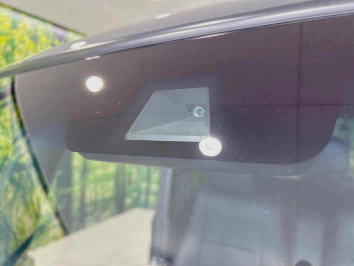 2019 Honda N-BOX CUSTOM DBA-JF3 (UW-69ef584764f3e)[6]