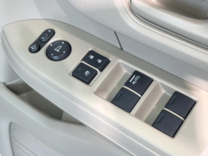 2020 Honda N-BOX 6BA-JF3 (UW-69ef58486ac45)[6]