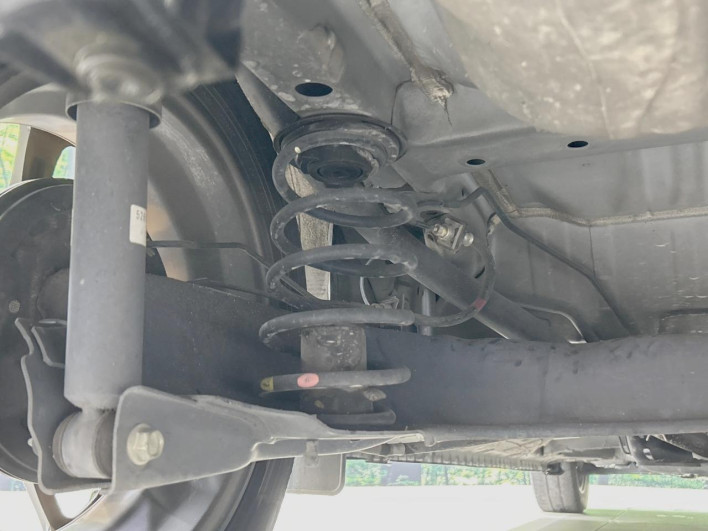 2020 Honda N-BOX CUSTOM 6BA-JF3 (UW-69ef5848e2b91)[8]