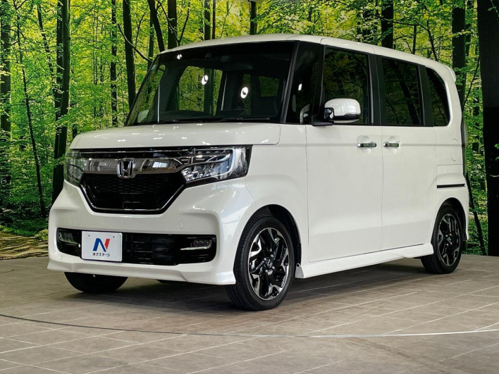 2017 Honda N-BOX CUSTOM DBA-JF3 (UW-69ef584a4cdc1)[12]