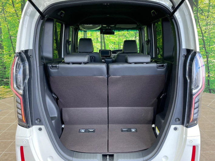 2017 Honda N-BOX CUSTOM DBA-JF3 (UW-69ef584a4cdc1)[23]