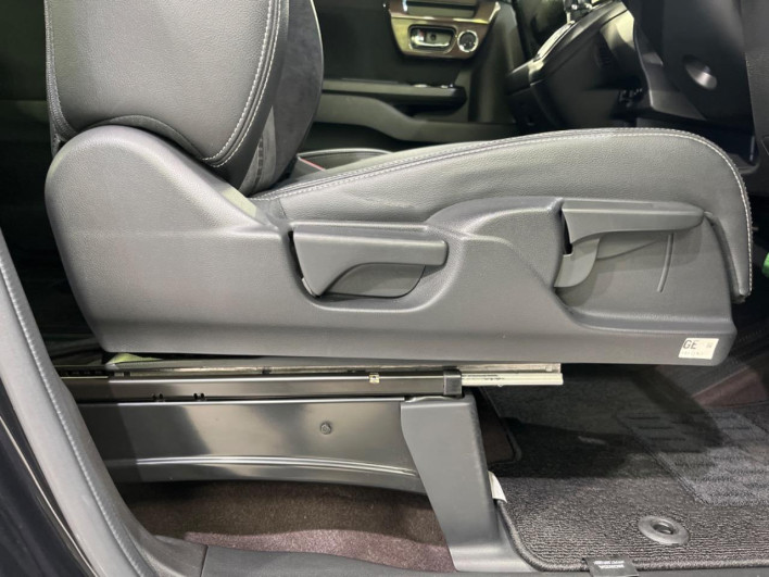 2020 Honda N-BOX CUSTOM 6BA-JF3 (UW-69ef584a83cd3)[28]