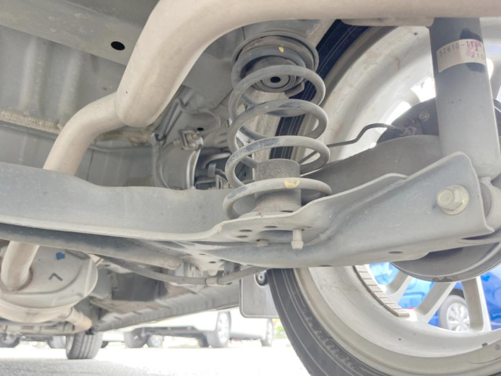 2021 Honda N-BOX CUSTOM 6BA-JF3 (UW-69ef584ac782f)[26]