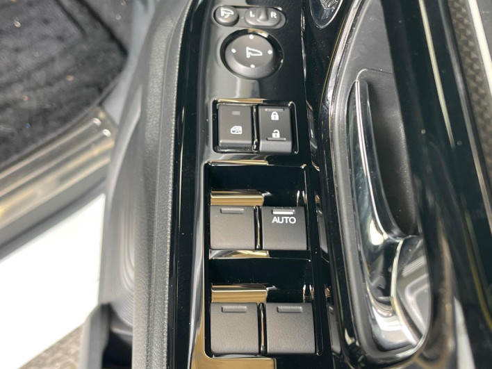 2021 Honda N-BOX CUSTOM 6BA-JF3 (UW-69ef584b4ed75)[5]