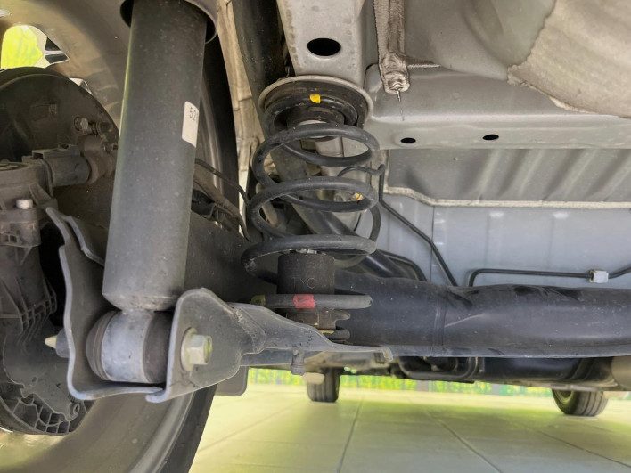 2022 Honda N-BOX CUSTOM 6BA-JF3 (UW-69ef584c020c4)[25]