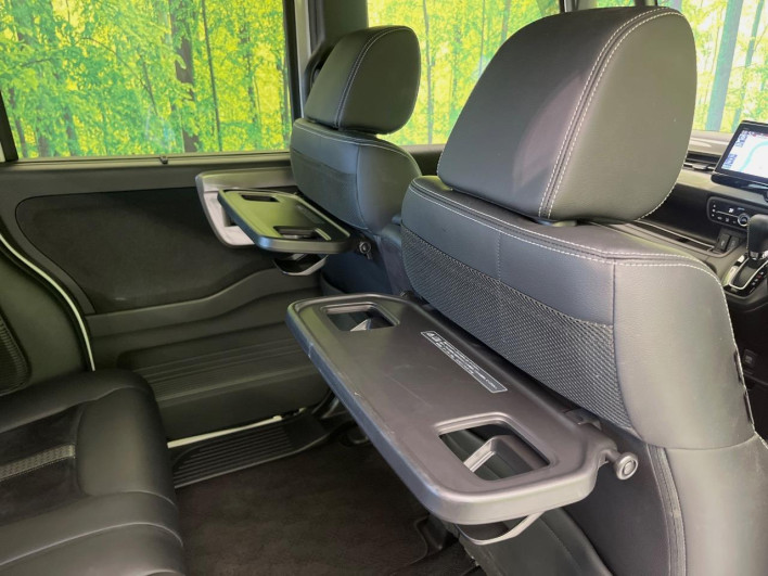 2022 Honda N-BOX CUSTOM 6BA-JF3 (UW-69ef584c020c4)[22]