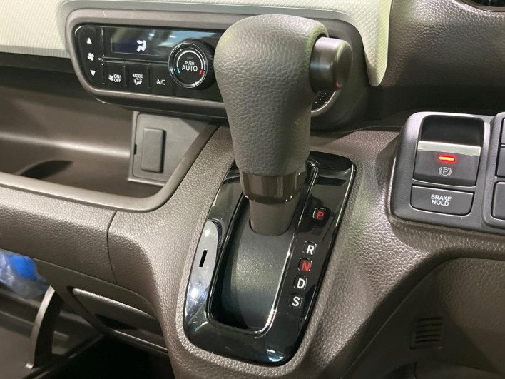 2023 Honda N-BOX 6BA-JF3 (UW-69ef584e5f926)[12]